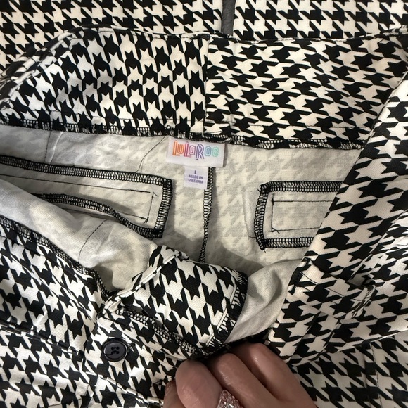 LuLaRoe Emery Black and White Houndstooth Pants - Picture 3 of 4